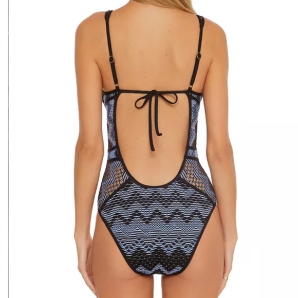 NEW BECCA Reveal Show & Tell Plunge One Piece - Picture 3 of 7